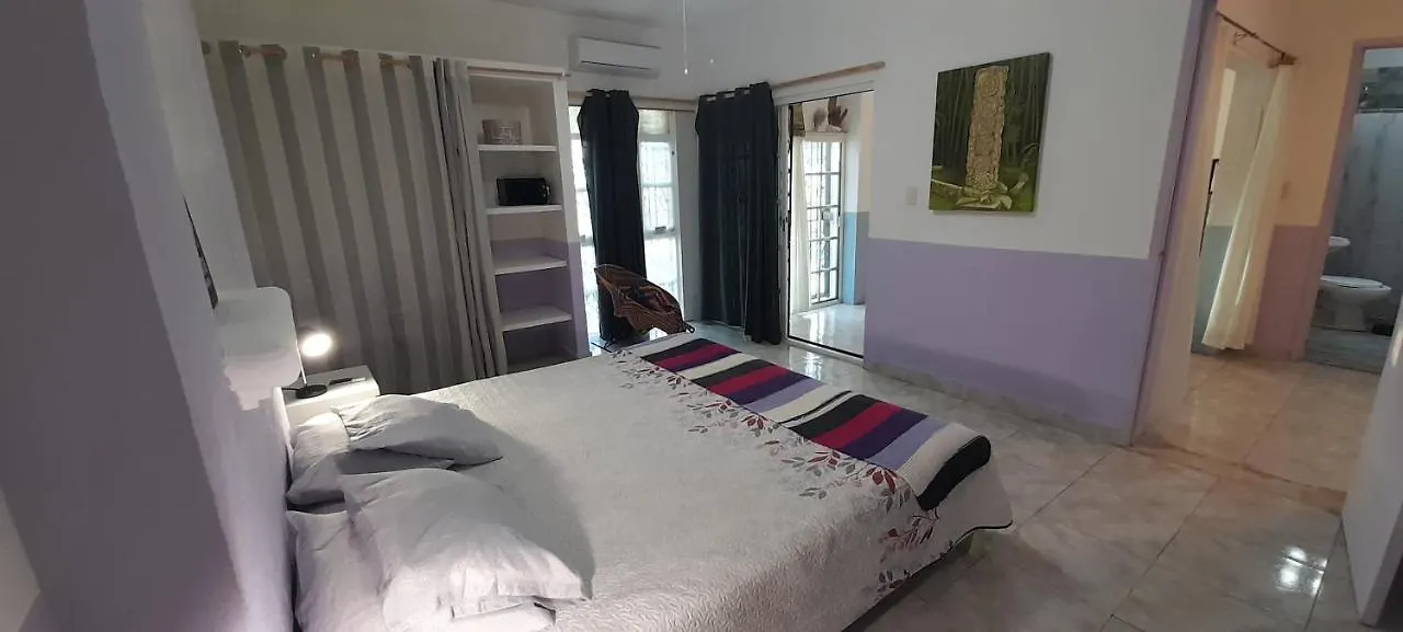 Claro de Luna Playa del Carmen 2*,