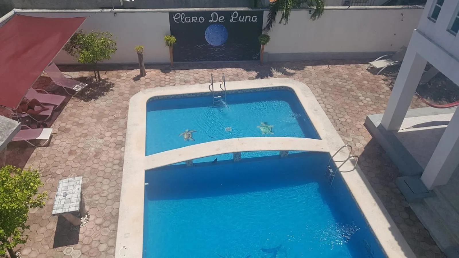 Claro de Luna Playa del Carmen 2*,